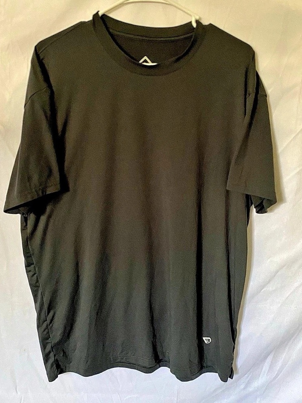 BURLEBO Go To Tee Mens L Gun Metal Grey Stretch Performance Gym Shirt UPF 50
